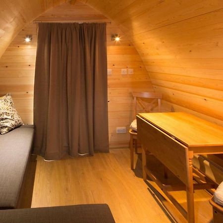 Mallow Glamping Pod Cheltenham Dış mekan fotoğraf