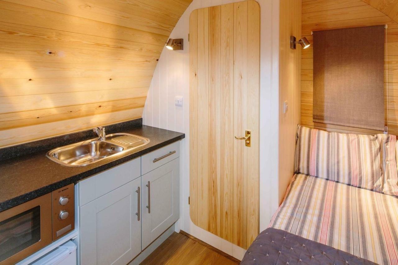 Mallow Glamping Pod Cheltenham Dış mekan fotoğraf